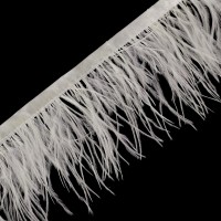 Prámik - pštrosie perie šírka 11 cm 1m